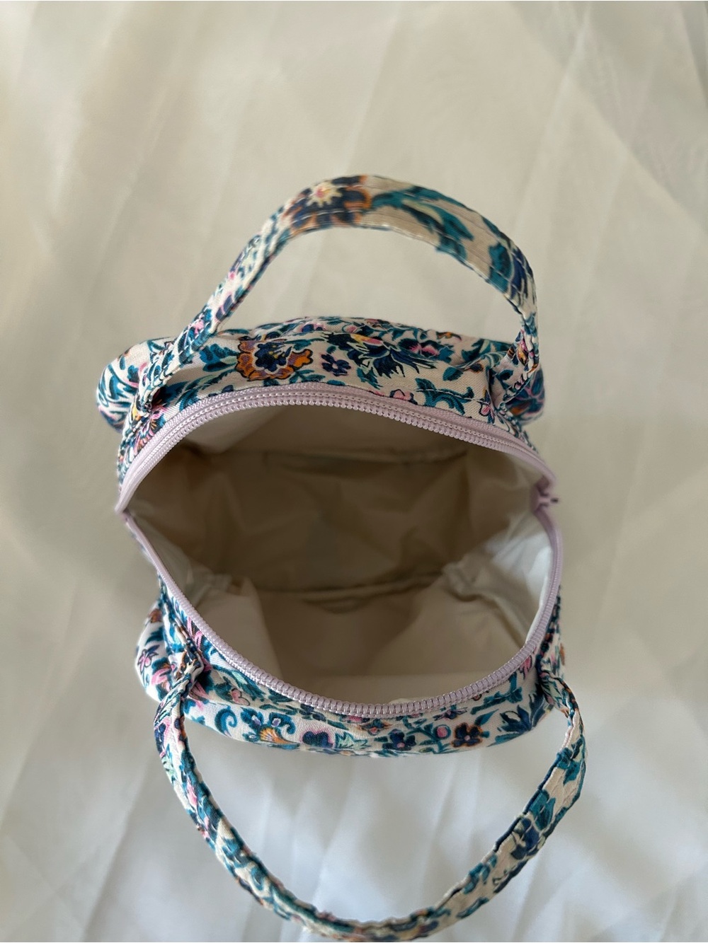 Vera Bradley Floral Quilted Lunch Bag - Picture 6 of 8